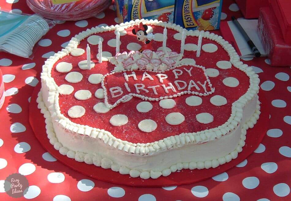 Pretty Polka Dot Cake